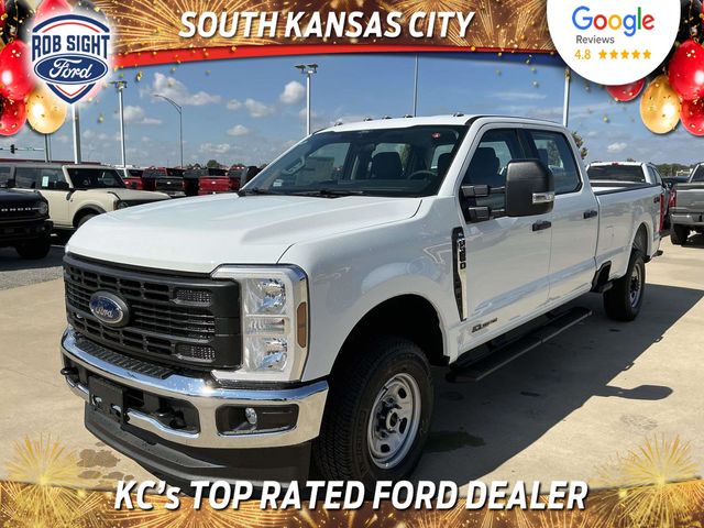 2026 Ford F-350 Super Duty XL Crew Cab 4WD