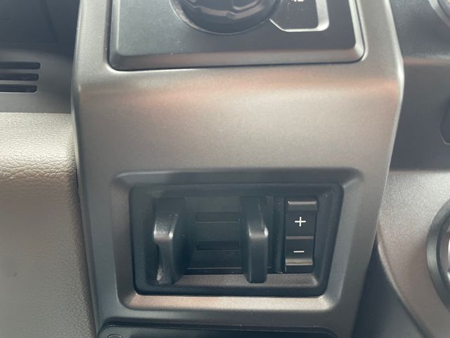 2018 Ford F-250SD XLT - Oxford White exterior view 7