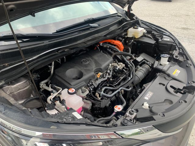 Used 2024 Toyota Sienna Van
