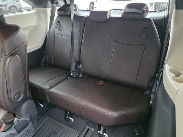 Used 2024 Toyota Sienna Van