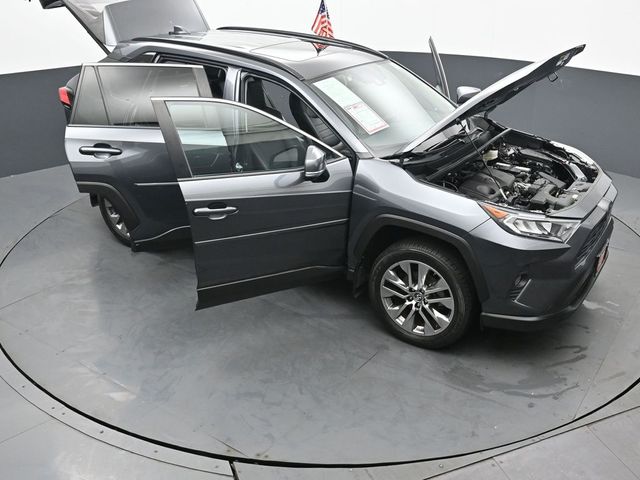 2019 Toyota RAV4 XLE Premium 57