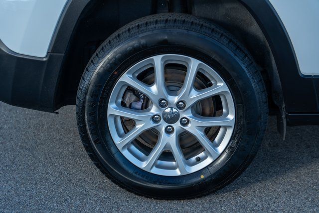 2018 Jeep Cherokee Latitude 12