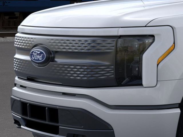 2024 Ford F-150 Lightning XLT 17