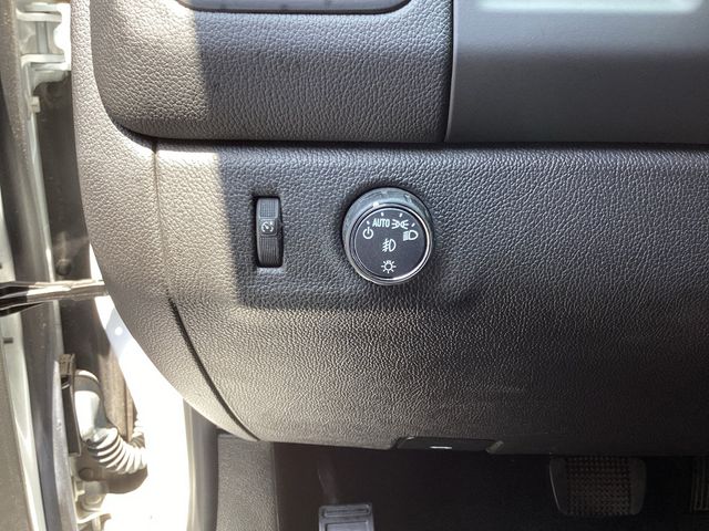 Used Car 2022 Chevrolet Colorado  Lt For Sale Under $30,000 In San Antonio, Texas