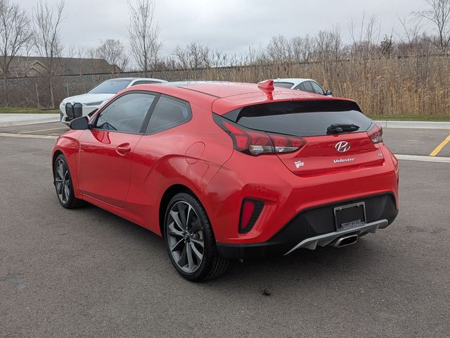 2020 Hyundai Veloster - Image 3