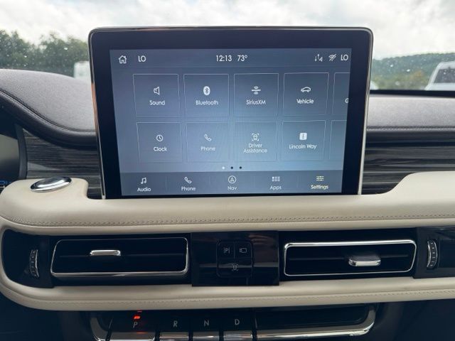 Used 2020 White Lincoln Black Label Grand Touring image 30