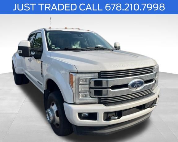 White Platinum Clearcoat Metallic 2018 Ford F-350 Super Duty Pickup Truck Four-Wheel Drive 6-Speed Automatic