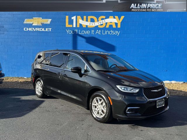 2023 Chrysler Pacifica Touring L FWD