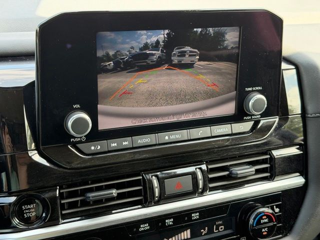 Used 2025 Nissan Pathfinder SUV