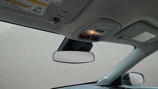 Used 2025 Black Chevrolet LT image 27