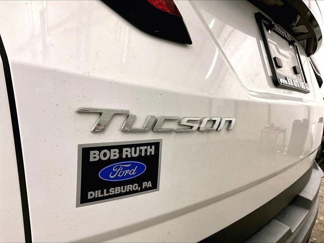 2024 Hyundai Tucson SEL White at Auto Express Mitsubishi