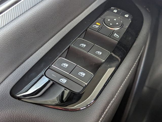2025 Nissan Murano SL photo
