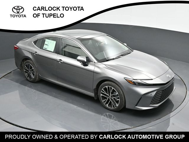 2025 Toyota Camry  28