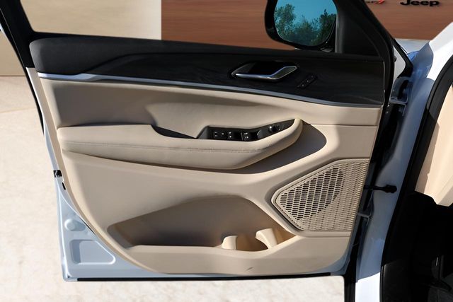 New Car 2025 Jeep Grand Cherokee  Limited For Sale Under $35,000 In Austin, Texas