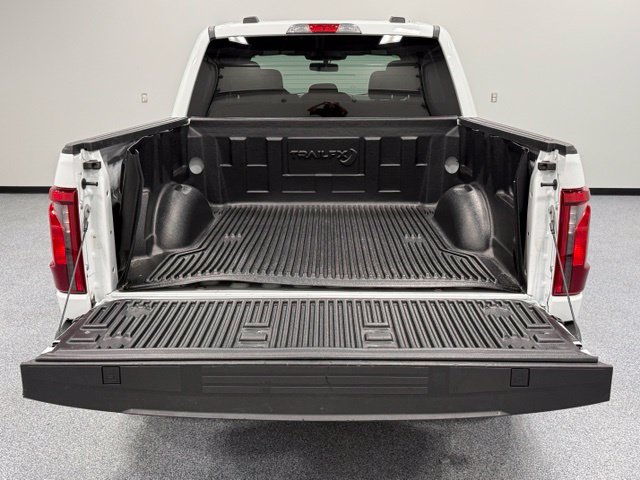 Used 2024 White Ford XLT image 8