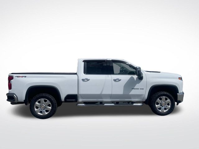 2021 Chevrolet Silverado 3500HD LTZ 9