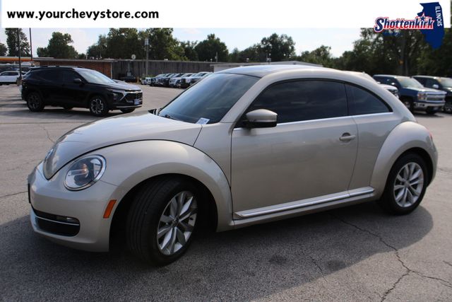 Used 2013 Volkswagen Beetle Hatchback