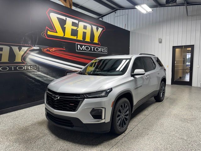 Silver Ice Metallic 2022 Chevrolet Traverse RS FWD SUV / Crossover Front-Wheel Drive 9-Speed Automatic