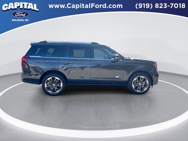 Used 2025 Gray Ford King Ranch image 9