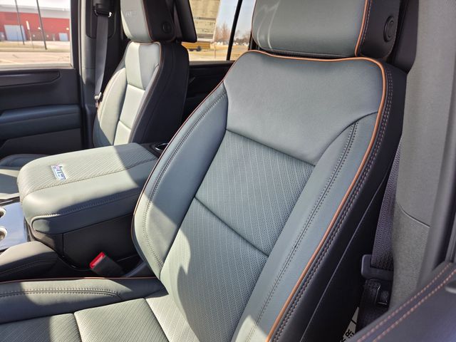 2026 GMC Yukon XL 4WD AT4