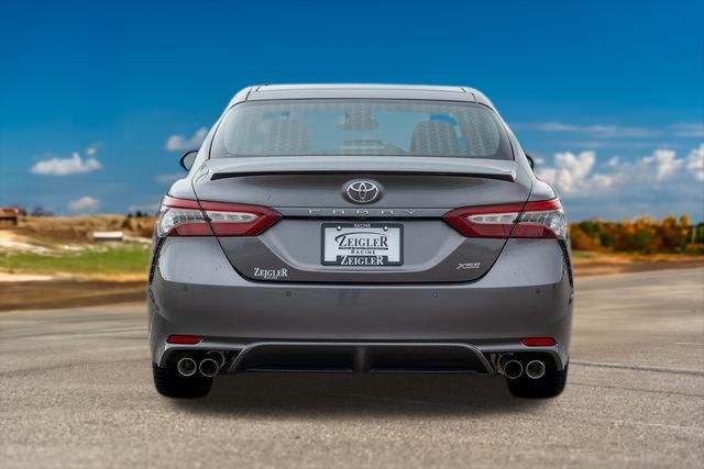 2018 Toyota Camry XSE 6