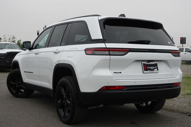 new 2025 Jeep Grand Cherokee car, priced at $37,275