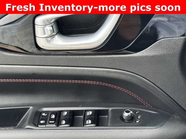 2025 Jeep Compass Trailhawk White at Legacy Ford