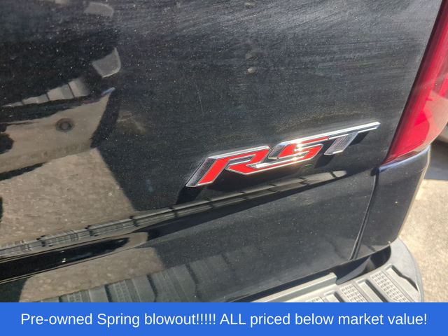 Used 2019 Black Chevrolet RST image 11