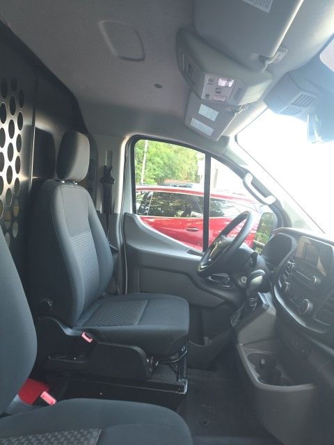 Used 2025 White Ford Base image 9