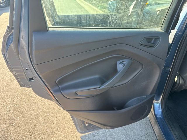 Used 2018 Blue Ford S image 19