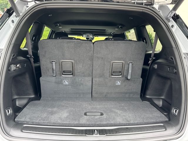 New 2025 Silver Jeep Altitude X image 24