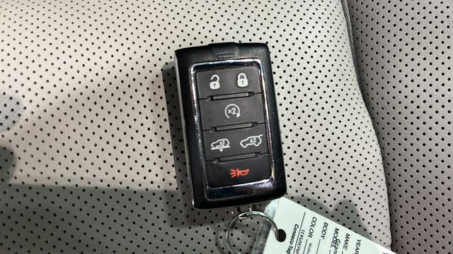 Used 2023 Midnight Sky Jeep Base image 20
