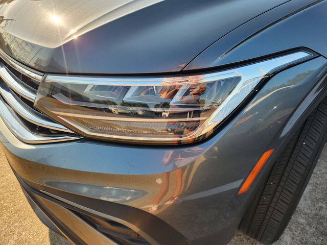 2022 Volkswagen Tiguan 2.0T SE - 5