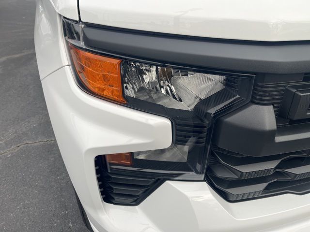 2026 Chevrolet Silverado 1500 Custom:45220