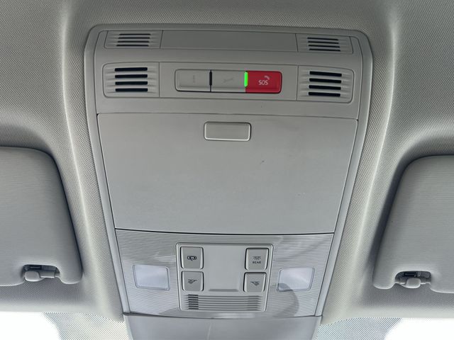 Used 2025  Volkswagen 1.5T SE image 29