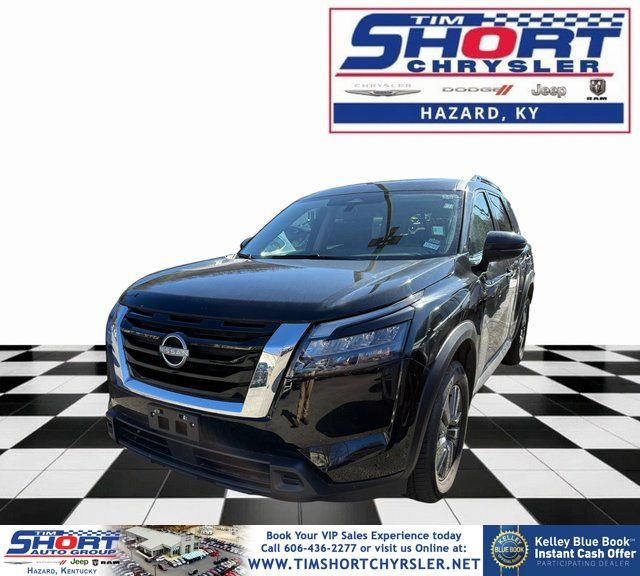 2025 Nissan Pathfinder SV FWD