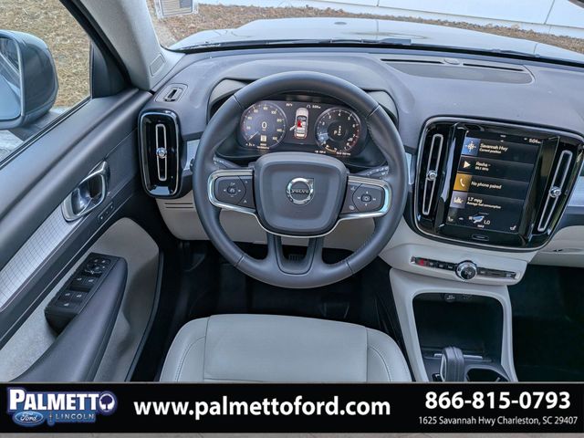 used 2019 Volvo XC40 car, priced at $22,998