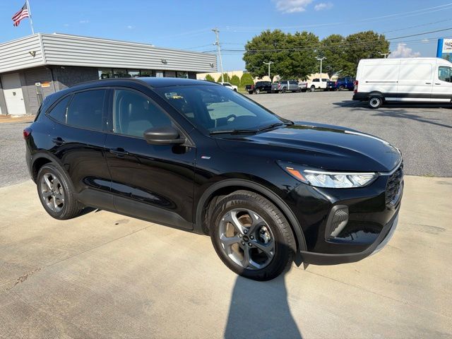 Used 2025 Black Ford ST-Line image 3