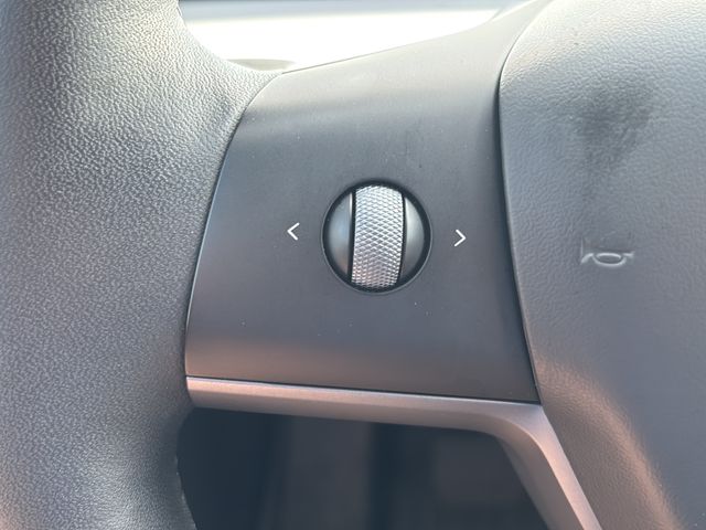 Used 2024 Tesla Model Y SUV