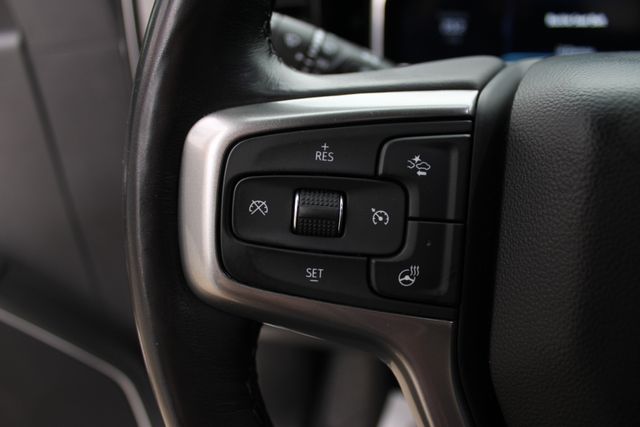 Used 2022 White Chevrolet LT image 9