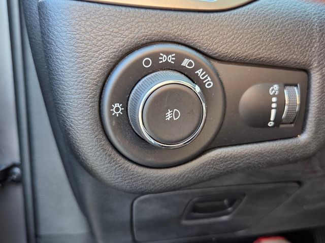 Used 2019 Jeep Cherokee SUV