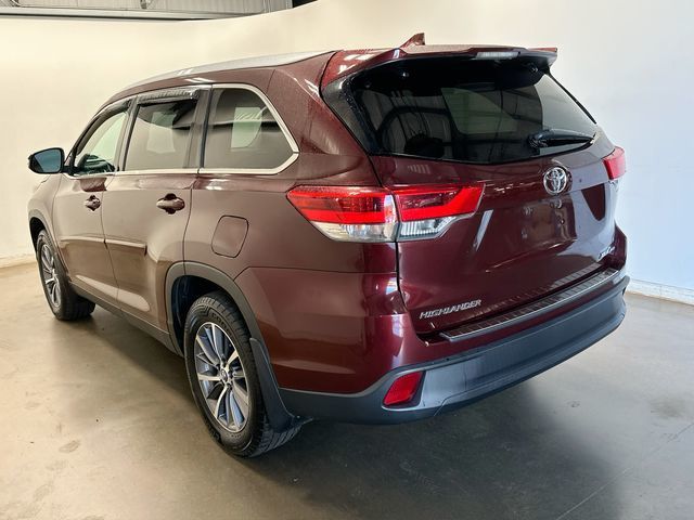 2019 Toyota Highlander XLE Red at Subaru and VW of Moon Township