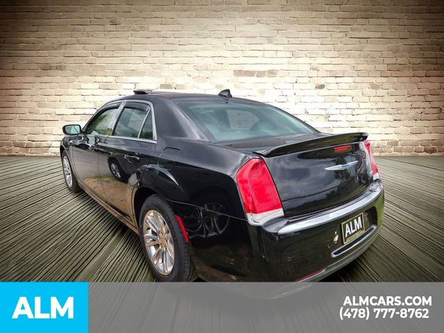 Used 2021 Black Chrysler Touring image 5