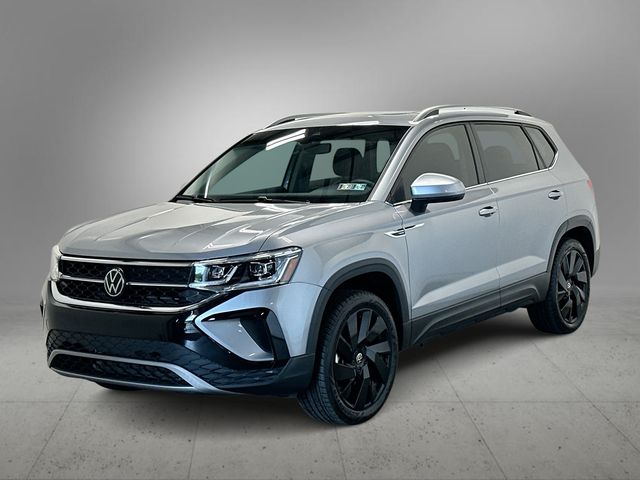 2024 Volkswagen Taos 1.5T SEL Silver at Subaru and VW of Moon Township