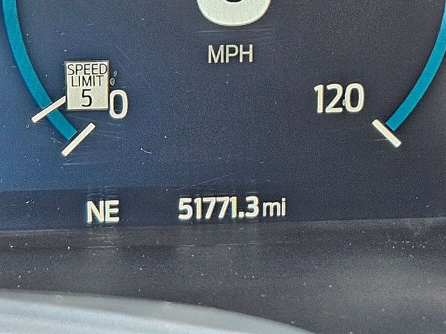 Used 2022 Gray Ford Lariat image 18