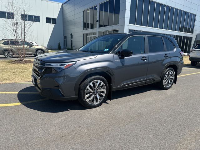 Magnetite Gray Metallic/Crystal Black Silica 2025 Subaru Forester Hybrid Touring AWD SUV / Crossover All-Wheel Drive Continuously Variable Transmission