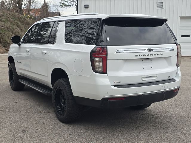 2022 Chevrolet Suburban LT:168357A