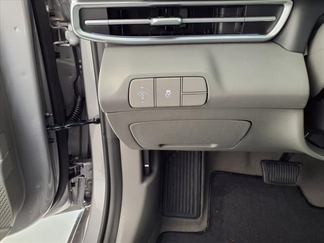 2025 Hyundai Elantra SEL Convenience photo