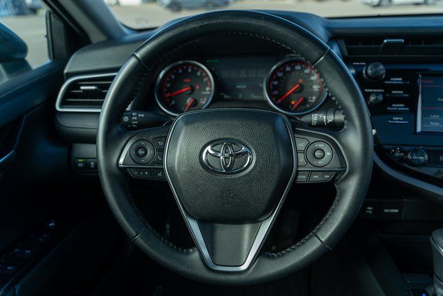 2018 Toyota Camry XSE 13