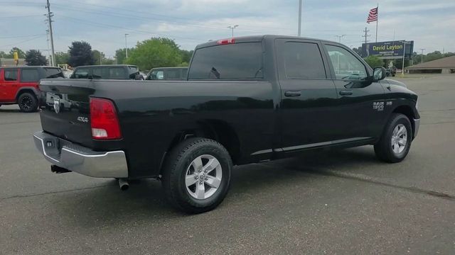 2022 Ram 1500 Classic SLT 8